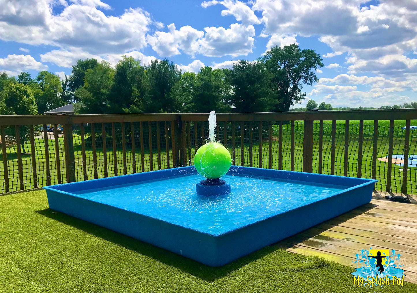 Tennis Ball Portable Water Play Features